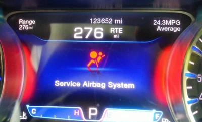 Cuadro medidor velocímetro 200 OE 2015 123 k millas Chrysler Foto 1 de 4