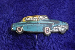 Vintage Mmetal Dodge Custom Coupe Hat lapel Pin Accessory - Picture 1 of 3