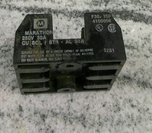 Marathon /F30A3SP/ 4100006/ Fuse HOLDER/ 30 Amp/ 250VAC/ 3-Pole/USE(S7L17 - Picture 1 of 11
