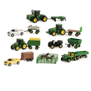 John Deere 1:64 Scale Farm Toy Set - Picture 1 of 2