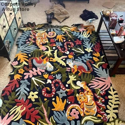 Alfombra Jangle azul, acolchada a mano de lana hecha a mano alfombra para cualquier habitación Foto 1 de 4