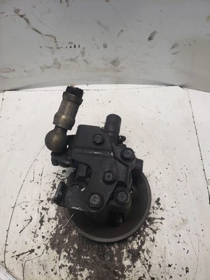 Power Steering Pump 4 Cylinder Fits 90-95 NISSAN PICKUP 1383344 - Image 1 of 4