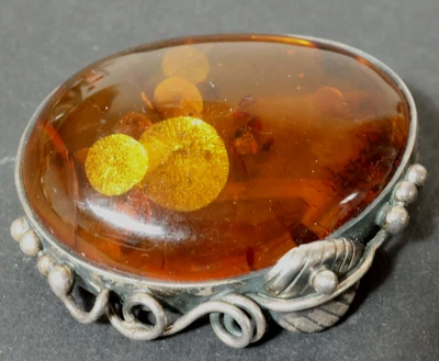 Vecchia Spilla D'Argento In Ambra Butterscotch Stile Liberty 5Cm - Immagine 1 di 4