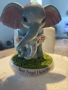 Blake Jenson Never Forget I Love You Elefant Unvergessliche Sammlung Figur - Bild 1 von 14