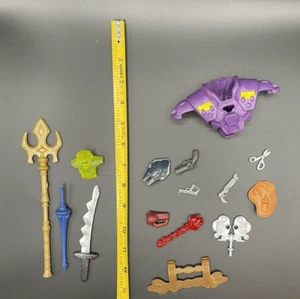 Random Lot Of Weapons and Accessories For Action Figures - 2000s - Picture 1 of 1