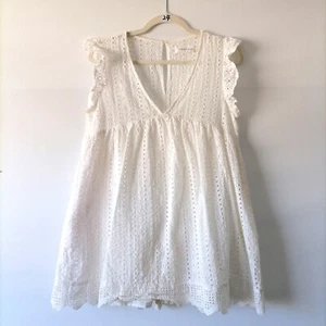Mustard Seed Womens White V-Neck Eyelet Embroidered Lined Romper Size M - Picture 1 of 9