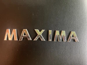 Nissan Maxima emblem letters badge decal trunk rear OEM Factory Genuine Stock - Bild 1 von 3