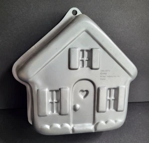 3-D House Stand-Up Cake Pan vintage Wilton aluminum candy mold holiday - Picture 1 of 1