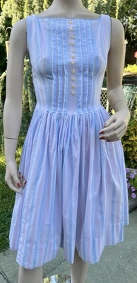 VINTAGE 1950's WHITE COTTON DRESS W/ STRIPED EMBROIDERED HEARTS - Image 1 of 4