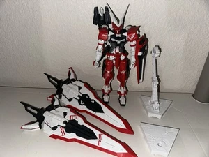 Bandai | MBF-02VV Gundam Astray Turn Red 1/100 - Foto 1 di 5
