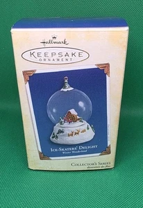 Open Box- ❄️ Hallmark Keepsake Ornament "Ice Skater's Delight"⛄️ 2005 Christmas  - Picture 1 of 3