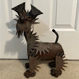 18 Zoll Metall Hund Skulptur Volkskunst Handarbeit geschweißt Schrott Steampunk Terrier PlsCDes - Bild 1 von 20