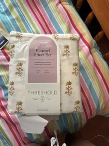 NWT Target Threshold Flannel Sheet Set Size Full - Picture 1 of 3