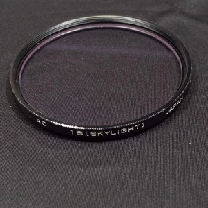 Genuine Minolta AC 1B (Skylight) Japan 62mm Lens Filter - scratches - Picture 1 of 4