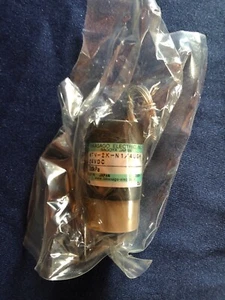 Takasago 2-Way PEEK Diaphragm Isolated Valve MTV-2K-N1 / 4UGH, 24VDC/700kPa - Picture 1 of 3