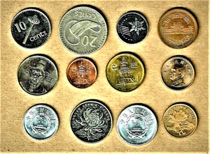 SEAsien/Orientalisch 12 ausgewählte Münzen mit Fidschi, Korea, China, Nationalist China, Japan + - Bild 1 von 2