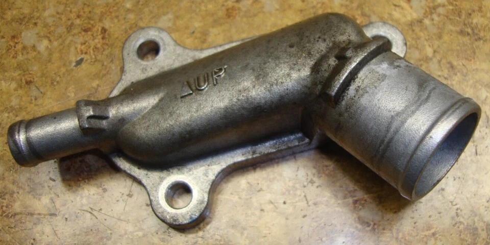 Suzuki GSXR750 GSX-R750 GSXR 750 2012 panel de cubierta de refrigerante tubo motor 12 Foto 1 de 1