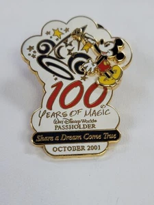 100 ANNI DI MAGIA WDW PORTAPASS CONDIVIDI UN SOGNO CHE DIVENTA REALTÀ OTTOBRE 2001 - Foto 1 di 2
