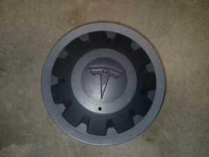 05/2019 to 08/2023 Tesla Model 3 Performance - Wheel centre cap 1188236-00-A - Picture 1 of 5