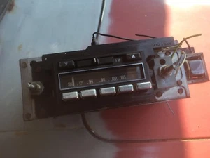 69-70 CADILLAC DEVILLE FLEETWOOD FACTORY GM RADIO 7307795 - Picture 1 of 8