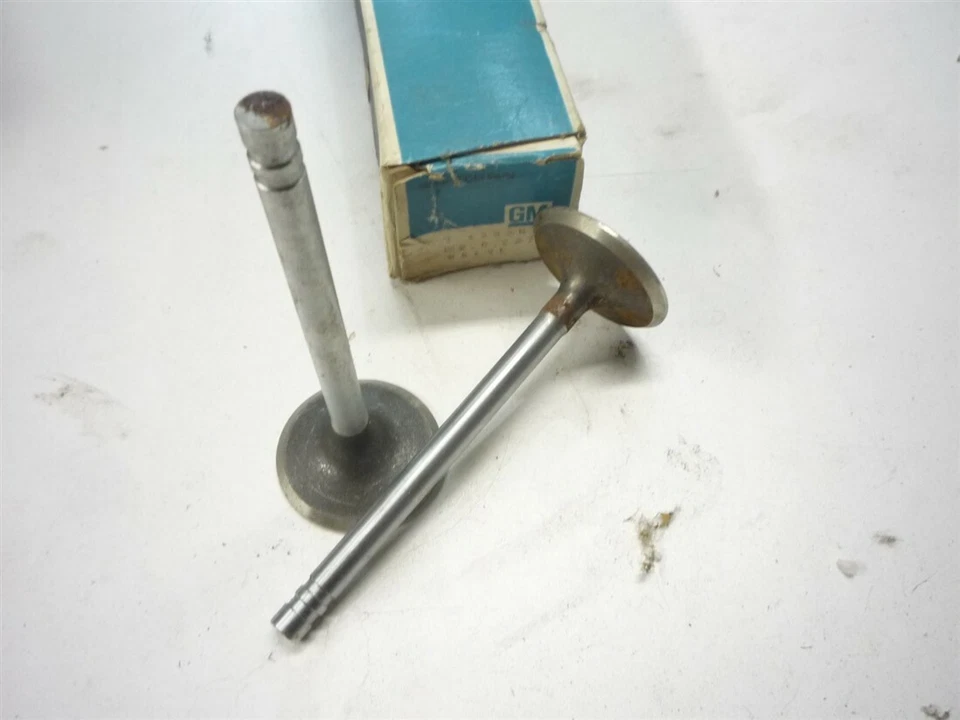 Pontiac Firebird 400 1973 válvulas de escape NOS 486567 Foto 1 de 1