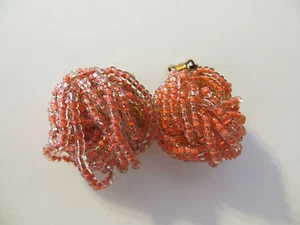 '50s-'60s Vintage Funky Pink & Clear Beaded Clip Earrings NON-Pierced Hand made - Picture 1 of 2
