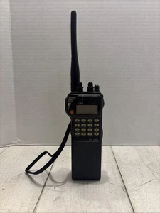 ADI HT-204 Dual Band Handheld Radio Transceiver HT - Foto 1 di 8