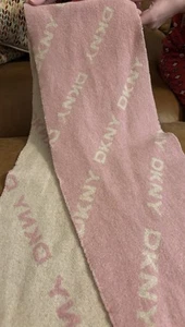 DKNY Women's Scarf - Picture 1 of 6