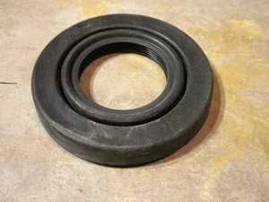 14 15 16 Nissan Rogue Headlight Bulb Access Hole Rubber Boot Seal - Bild 1 von 2