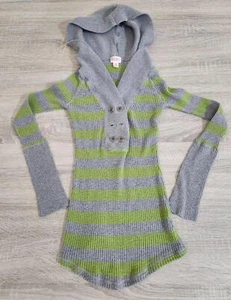 Mossimo Women's Sweater Size Small Gray Striped Hooded Pullover Heavy Cable Knit - Picture 1 of 10