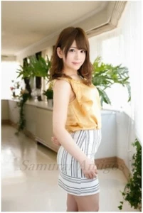 Nozomi Arimura 216 pages Omnibus Photobook: SOFT EDITION (Paperback) - Bild 1 von 3