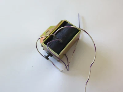 Solenóide TEAC A-3340S Pinch/Play #50616760 RL-1614 - Imagem 1 de 3