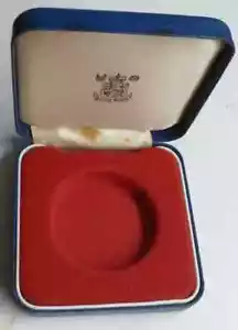 Reina Isabel II Jubileo de Plata Antiguo Azul Corona Vacía Moneda Caja de Regalo Estuche Retro - Imagen 1 de 4