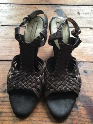 Sandalias de tacón con plataforma de cuña tejida de cuero marrón BANANA REPUBLIC 9,5 Foto 1 de 4