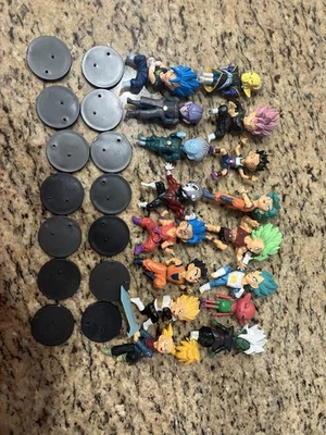 Lote de mini figuras de acción de PVC de Dragon Ball Z coleccionables (faltan 2 soportes) Foto 1 de 4