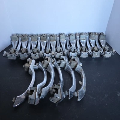 1967 Volkswagen Beetle 113 837 295j 206e Door Handle Lot Of 25 **READ... - Image 1 of 4