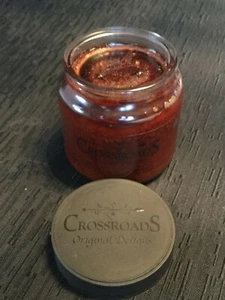 CrossRoads 16oz Scented Jar Candle - Banana Nut Bread - Burns Hours 80-100 NIB - Picture 1 of 5