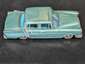 Asis Vintage Bandai Mercedes Benz 220 Japan 1960's Tin Litho Friction - Picture 1 of 22