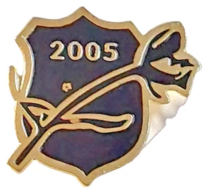 Prendedor de solapa rosa negra National Law Enforcement Officers Memorial 2005 - Imagen 1 de 2
