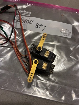 807. Two Jr 8711 Digital Servos For R/c Model Airplane Balsa Kit - Image 1 of 4