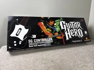 Guitar Hero PS2 Guitar Hero Controller cablato testato e funzionante con scatola - Foto 1 di 4