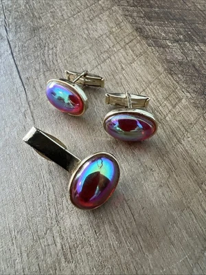 Vintage Men’s Opal Tie Clip & Cuff Links - Opal Red Stone - Vintage Lot - Image 1 of 4