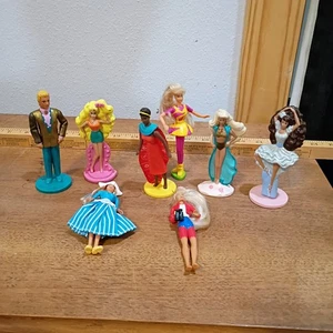 McDonalds 90er Happy Meal Kinder Spielzeug - Konvolut 8 Figuren Barbie Ken Ballerina  - Bild 1 von 11