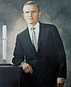 Vintage NASA Astronaut Signed Picture Frank Borman Apollo 8 (Autopen) 1960s - Picture 1 of 4