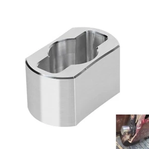 Buje de bisagra de puerta trasera de aluminio apto para Nissan Titan 2005-2024 para puerta trasera - Imagen 1 de 8