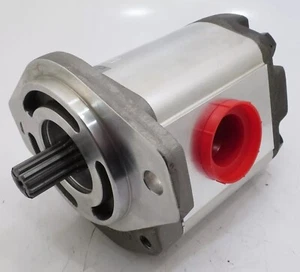 Bomba Hidráulica para Estuche 33 RETROEXCAVADORA PARA 580CK 01/60 12/72 - Imagen 1 de 3