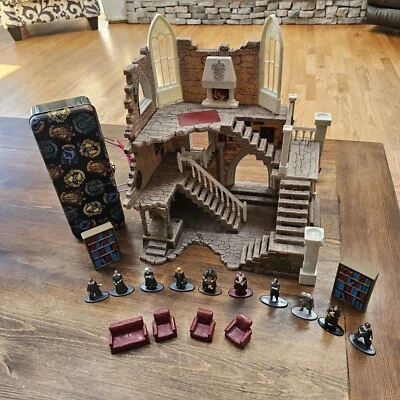 Harry Potter Nano MetalFigs Gryffindor Tower Set 10 Gryffindor Tower 31991 LEER Foto 1 de 4