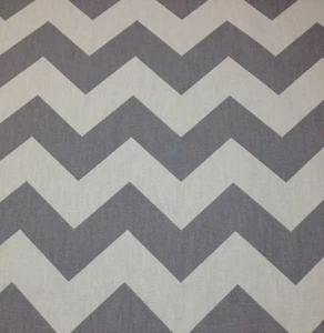 BALLARD DESIGN CHEVRON STRIPE GRIGIO BIANCO SPORCO TESSUTO MULTIUSO 4 IARDE 54" W - Foto 1 di 5