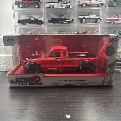 Camioneta Datsun 620 1972 Yokohama "Sintonizadores JDM" serie 1/24 JaDA 30300 Foto 1 de 4