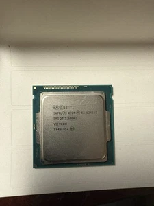 Processore Intel Xeon E3-1246 V3 quad-core 3,5 GHz 8 MB LGA1150 SR1QZ - Foto 1 di 1